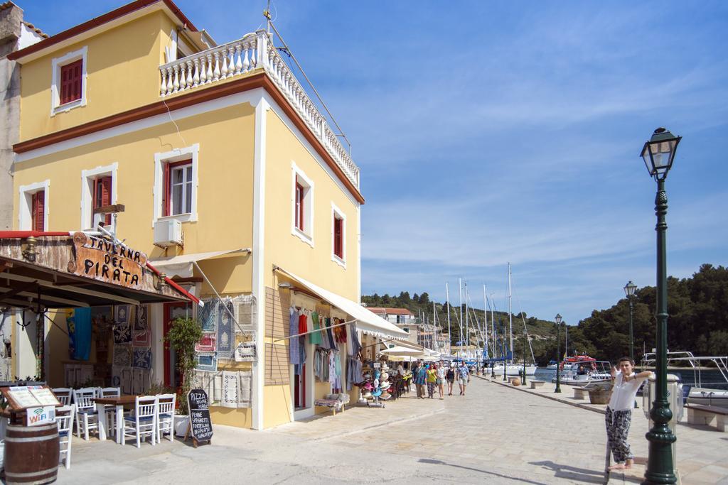 Sea Front 